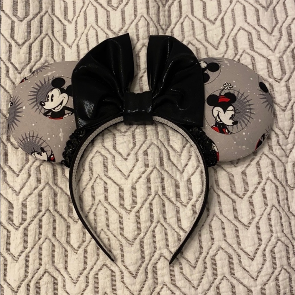 Minnie Mouse Ears